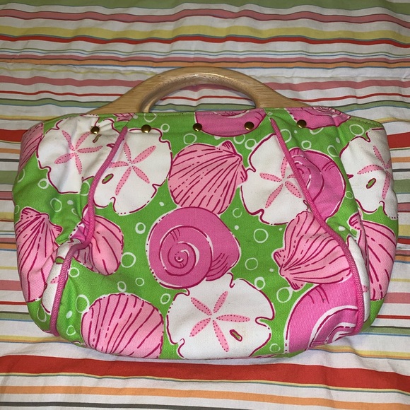 Lilly Pulitzer Canvas Seashell Wood Handle Bag - Picture 3 of 4